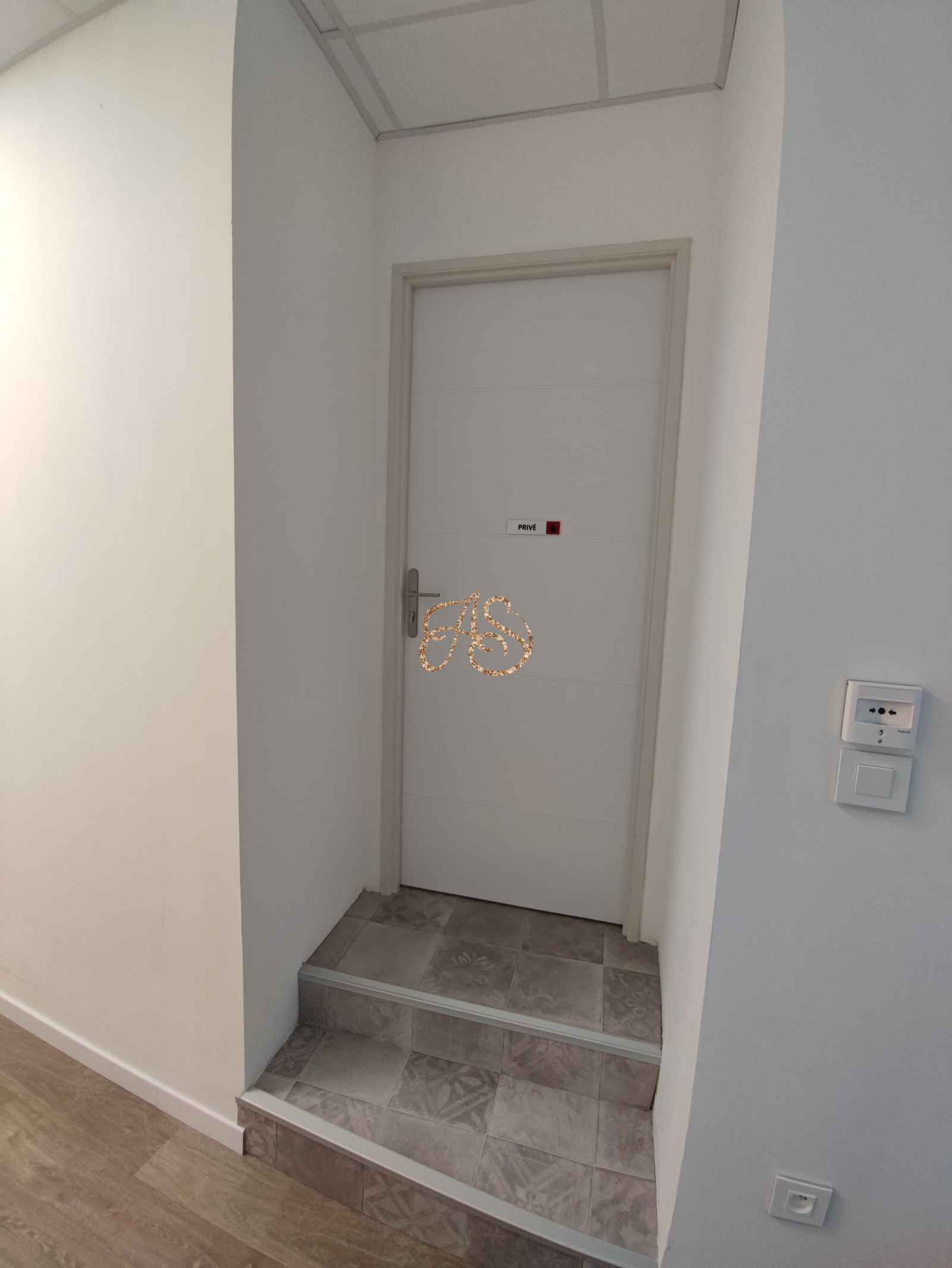Image_, Local professionnel, Saint-Gilles, ref :700